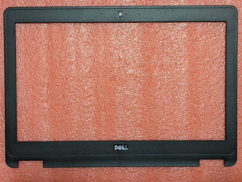 Latitude 7270