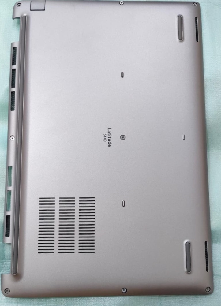 Latitude 5440