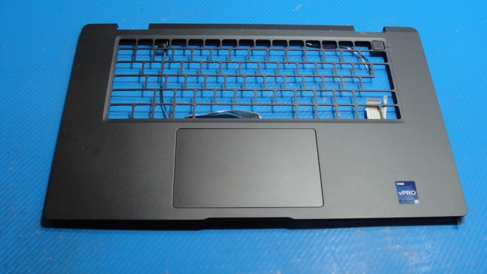 DELL Latitude 7530